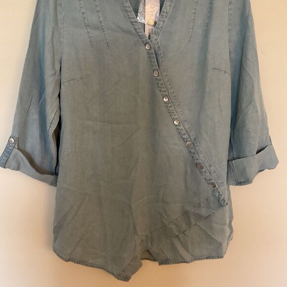 Soft Surroundings Washed Tencel Crossover Tunic Shirt M Light Wash Denim Blue - Picture 3 of 10